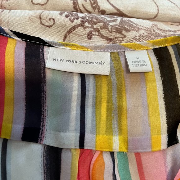 🔥SALE🔥 NEW YORK & CO COLORFUL STRIPE TIE WRAP BLOUSE TOP SIZE M - Picture 9 of 12